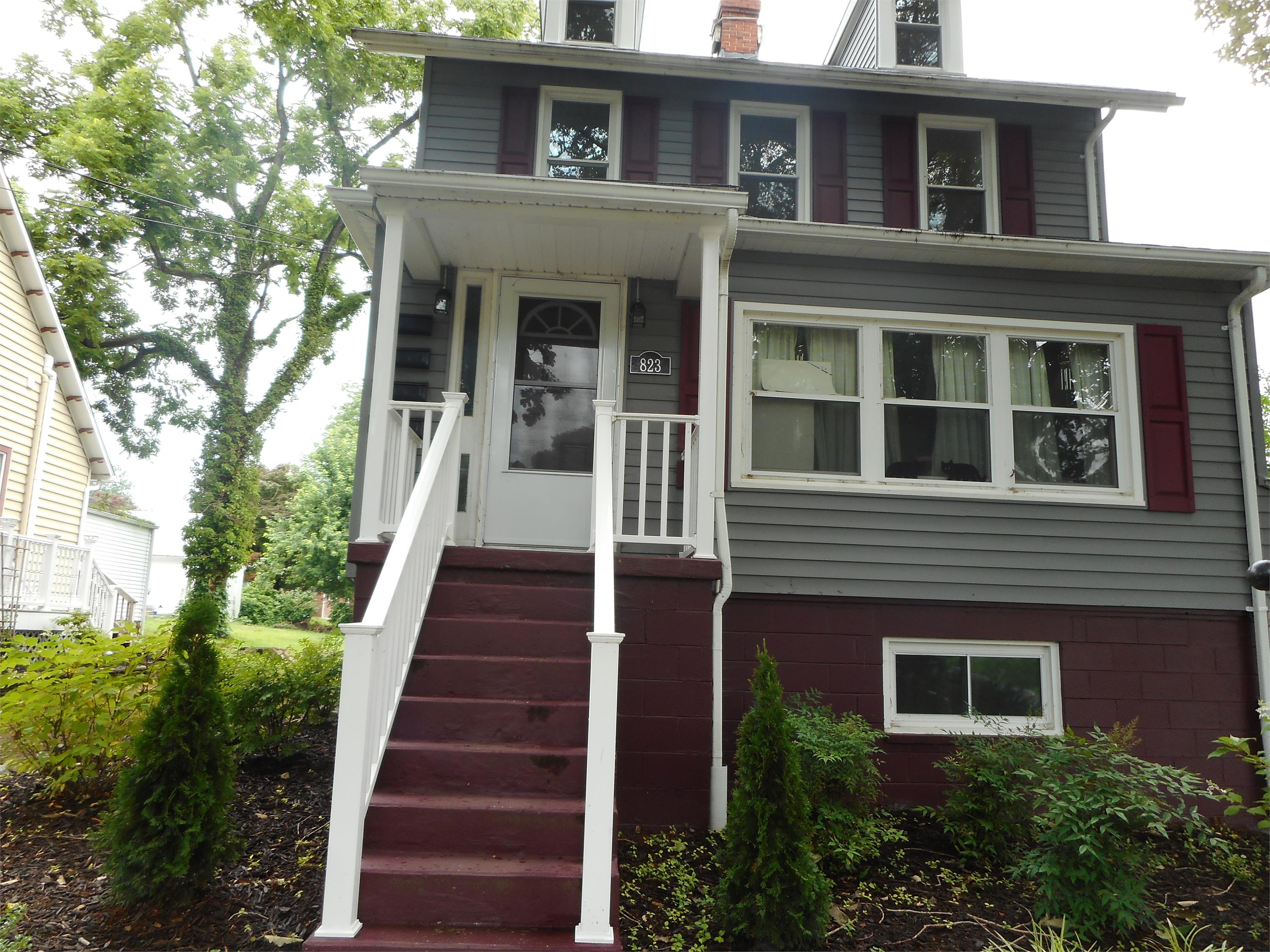 823 Ontario Street -3