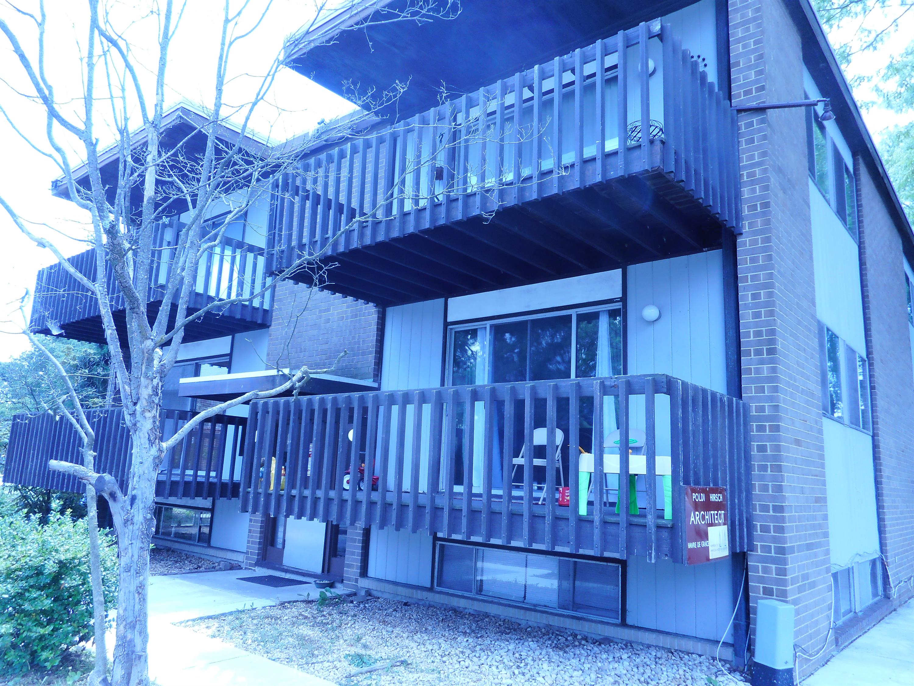 710 Lewis Street - 6